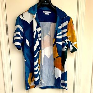 ZARA short sleeve button down (M)